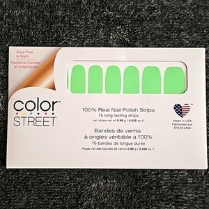 🎉HP🎉 Color Street Kilowatt